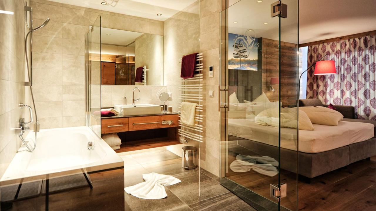 Hotel Garni Stefanie Ischgl Ngoại thất bức ảnh