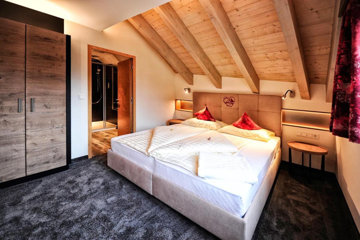 Hotel Garni Stefanie Ischgl Ngoại thất bức ảnh