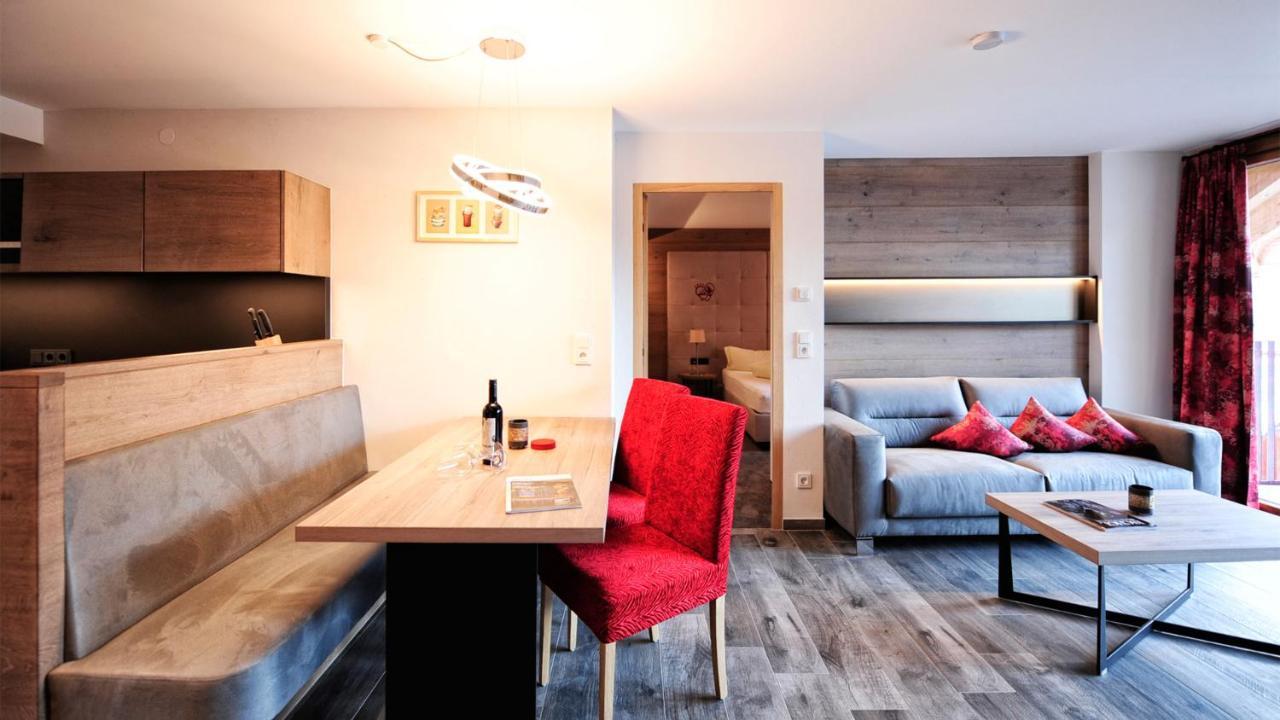 Hotel Garni Stefanie Ischgl Ngoại thất bức ảnh