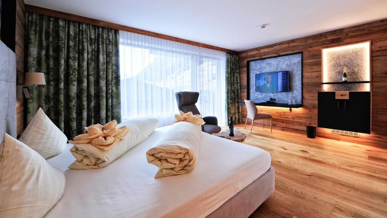 Hotel Garni Stefanie Ischgl Ngoại thất bức ảnh