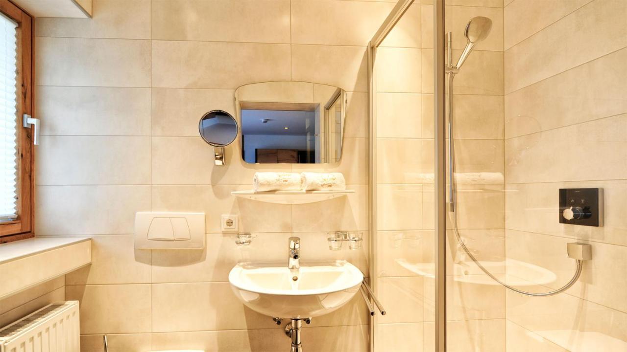 Hotel Garni Stefanie Ischgl Ngoại thất bức ảnh