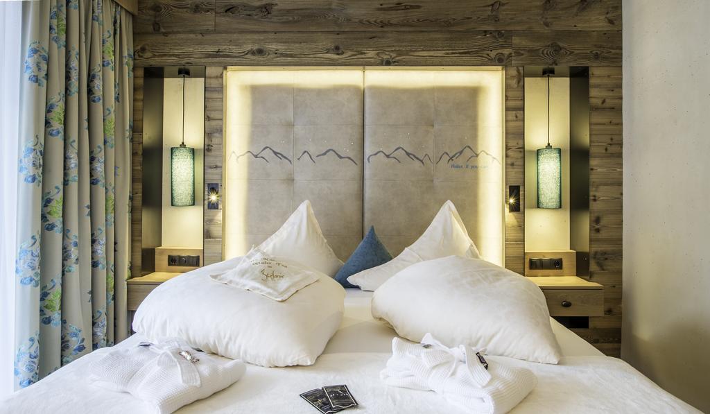 Hotel Garni Stefanie Ischgl Ngoại thất bức ảnh